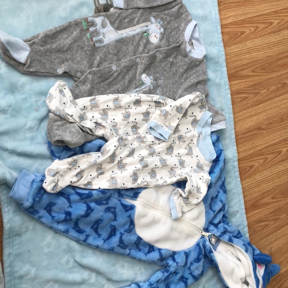 Baby clothes